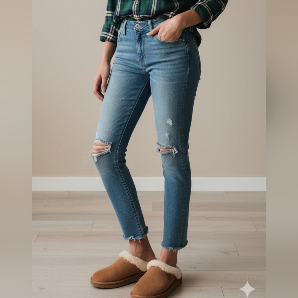 Gap 1969 Authentic True Skinny Distressed Cropped Jeans